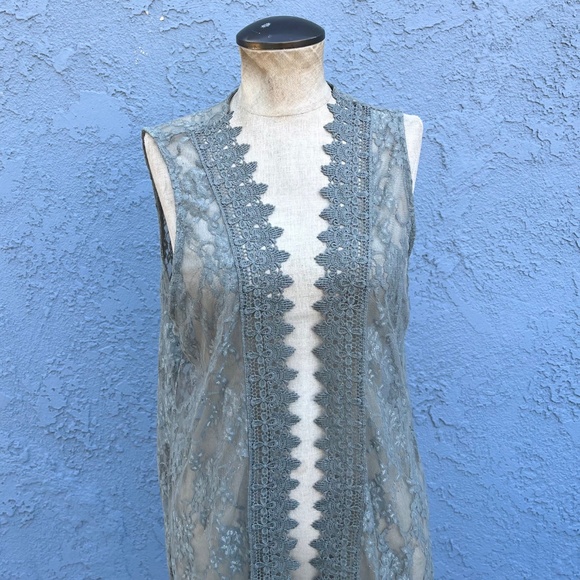 Silver Lace Duster in Medium y2k fairycore sheer layering - Picture 3 of 7